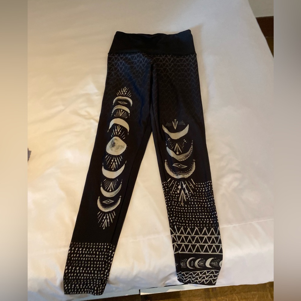 Moon yoga pants